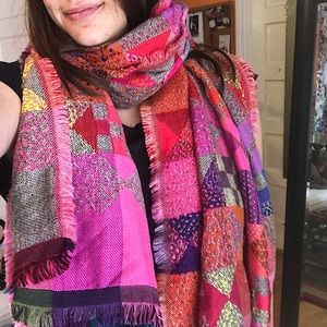 Large cozy scarf